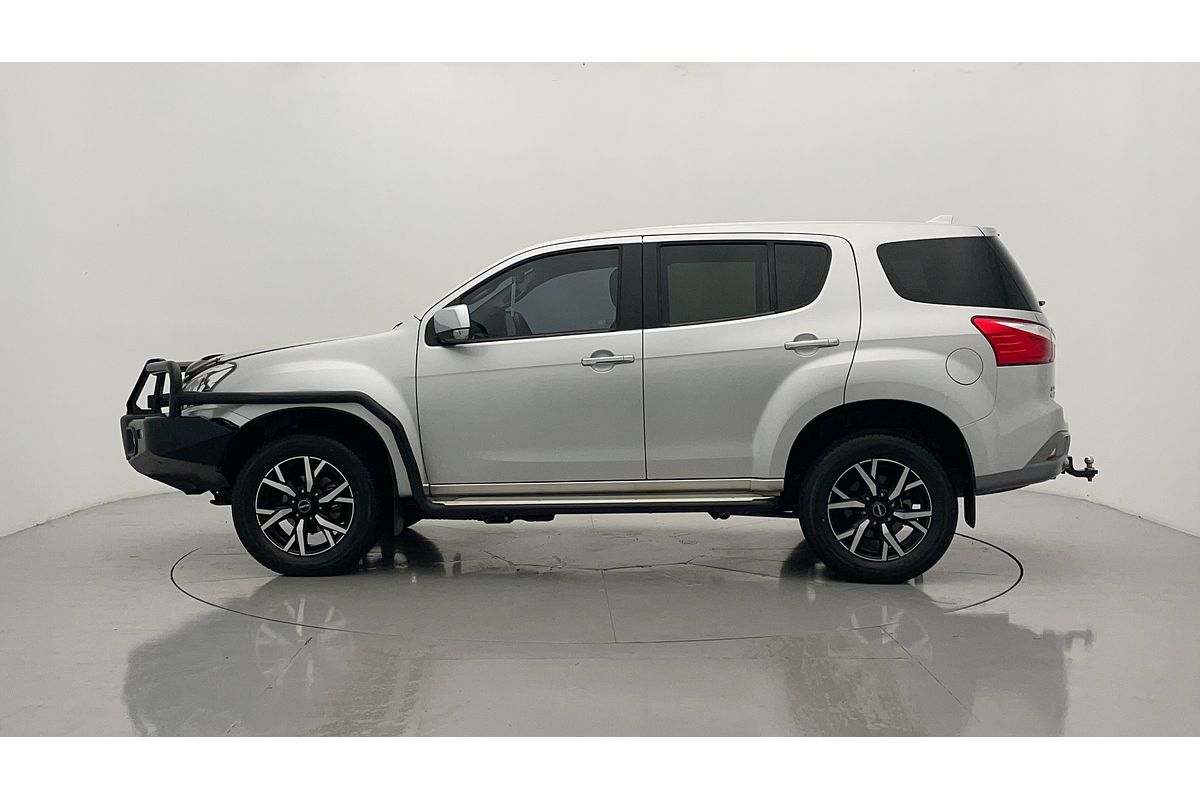 2021 Isuzu MU-X LS-U