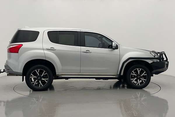 2021 Isuzu MU-X LS-U