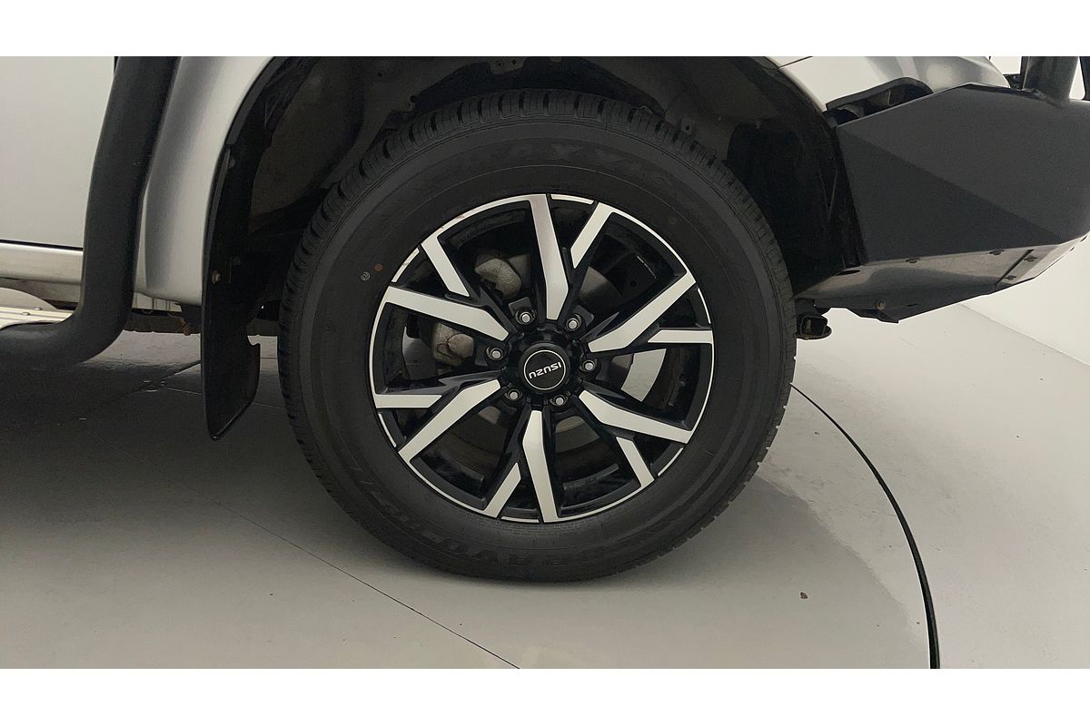2021 Isuzu MU-X LS-U