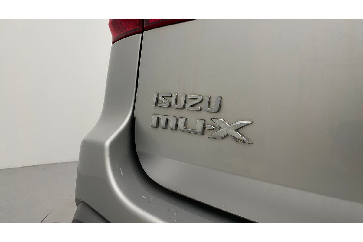 2021 Isuzu MU-X LS-U