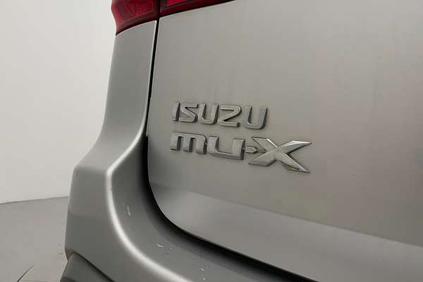 2021 Isuzu MU-X LS-U