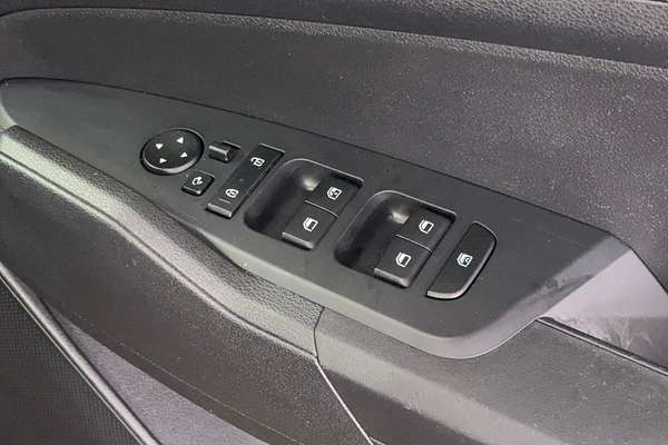 2023 Kia Sportage S NQ5