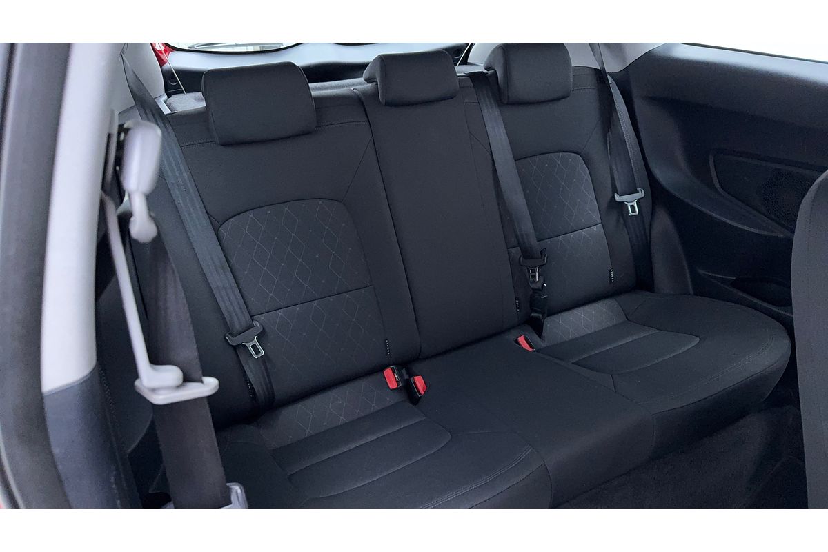 2015 Kia Rio S UB
