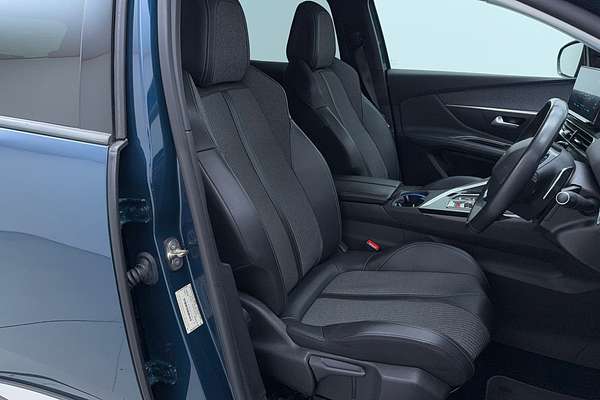 2021 Peugeot 3008 Allure P84