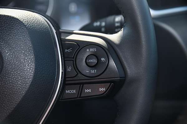 2022 Toyota Corolla SX Hybrid ZWE211R
