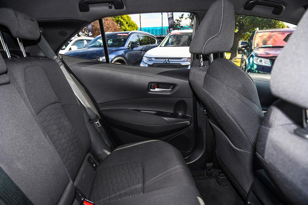 2022 Toyota Corolla SX Hybrid ZWE211R