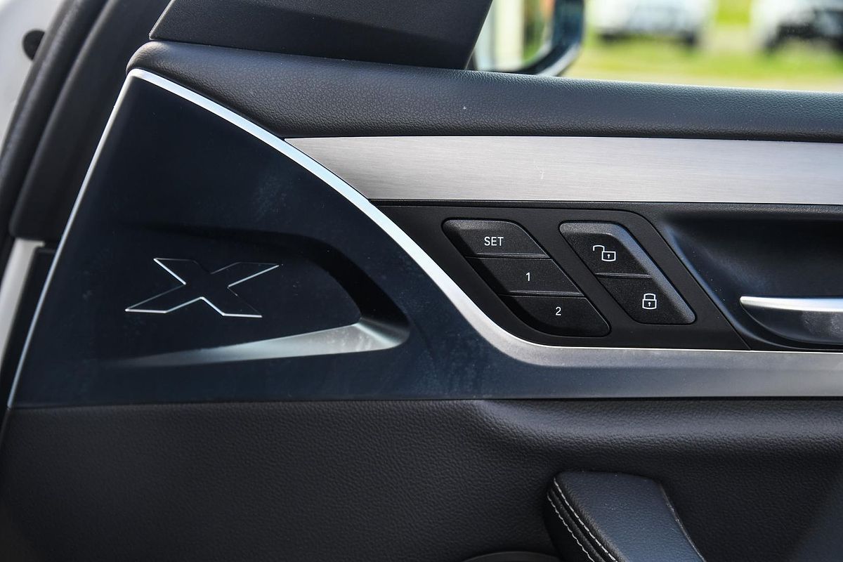 2018 BMW X3 sDrive20i G01