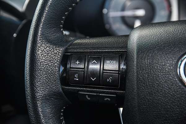 2020 Toyota Hilux SR5 GUN126R 4X4