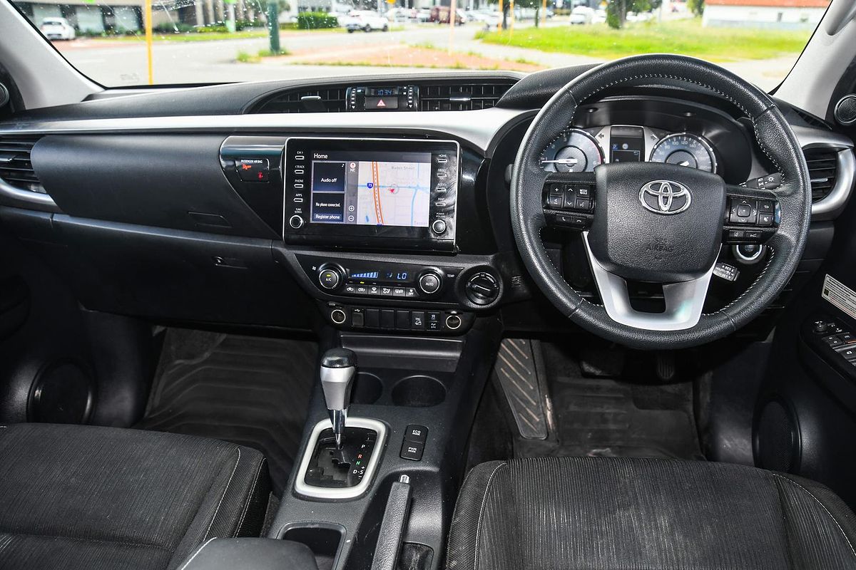 2020 Toyota Hilux SR5 GUN126R 4X4
