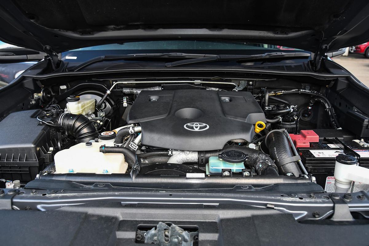 2020 Toyota Hilux SR5 GUN126R 4X4