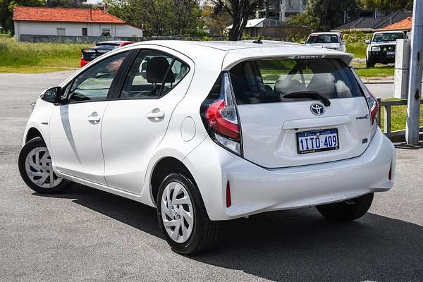2018 Toyota Prius C NHP10R