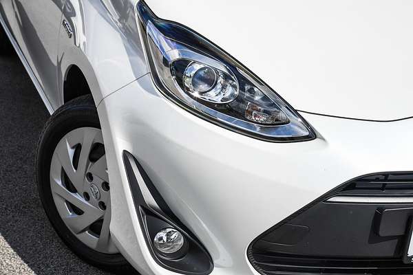 2018 Toyota Prius C NHP10R