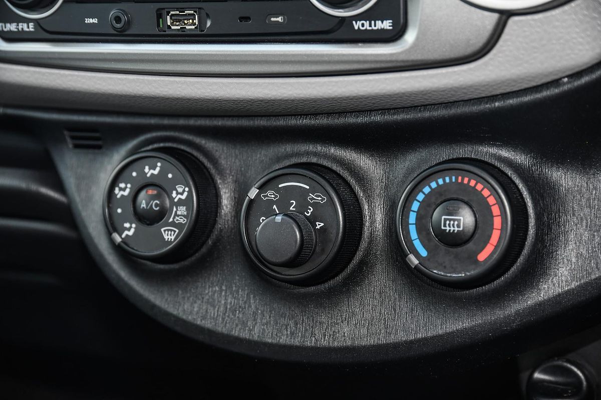 2011 Toyota Yaris YR NCP90R