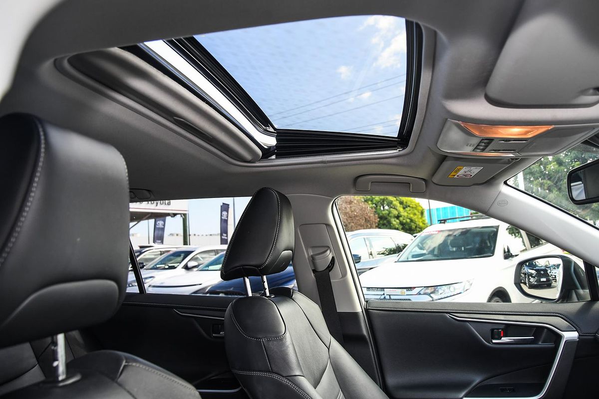 2020 Toyota RAV4 Cruiser AXAH54R