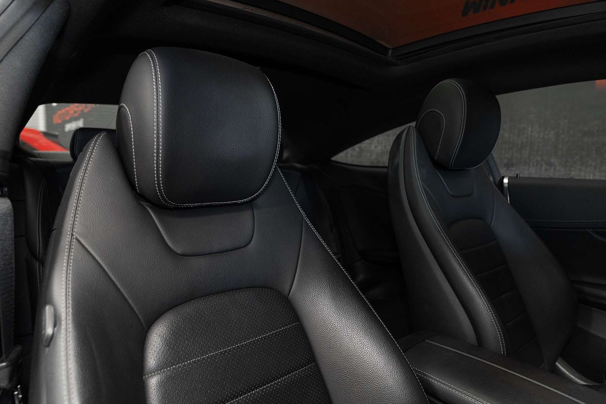 2019 Mercedes-Benz C-Class C200 C205