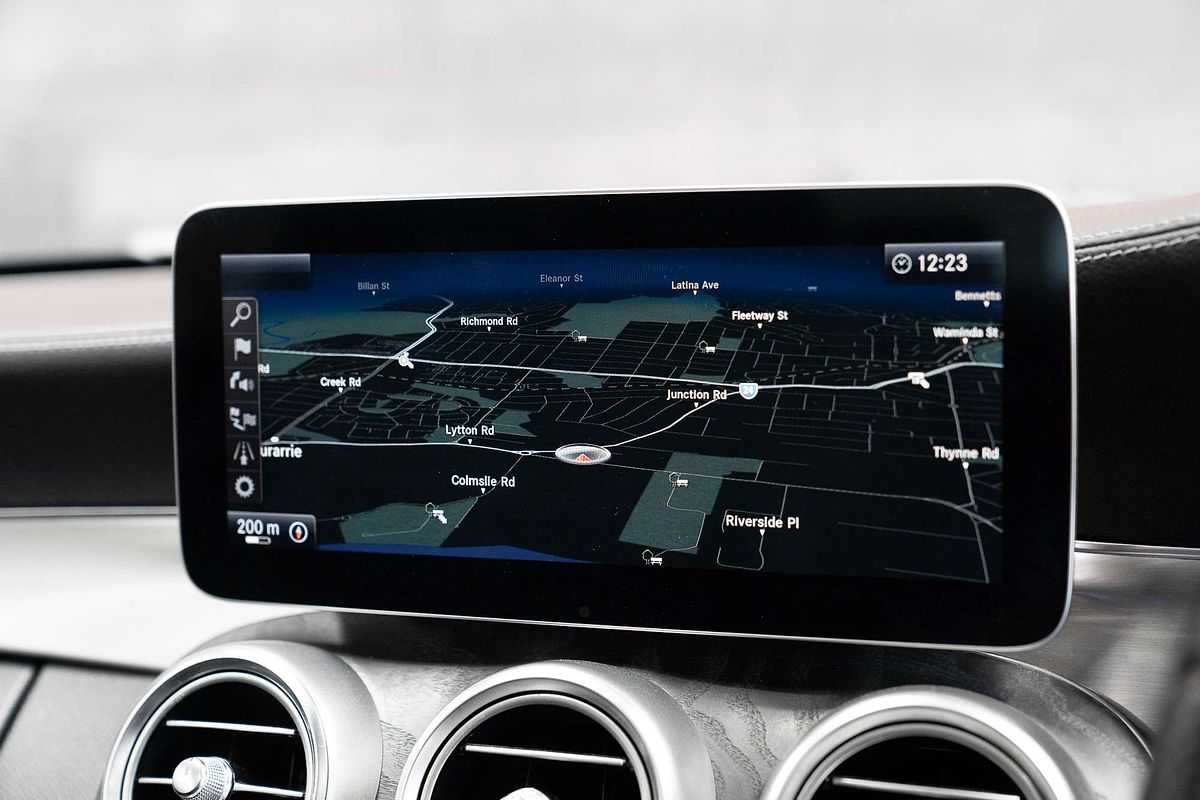 2019 Mercedes-Benz C-Class C200 C205
