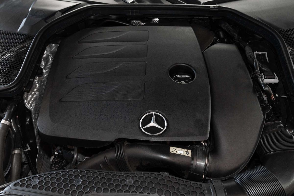 2019 Mercedes-Benz C-Class C200 C205