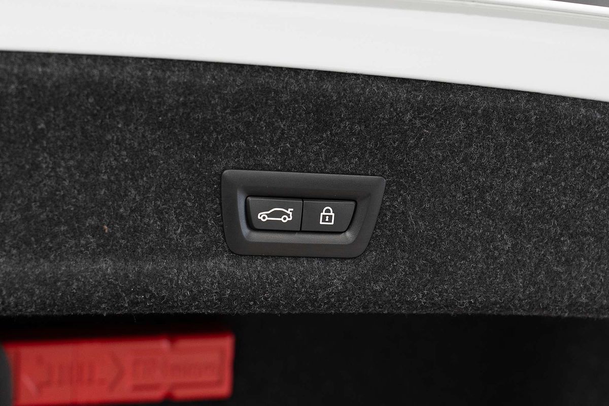 2022 BMW 3 Series 330i M Sport G20