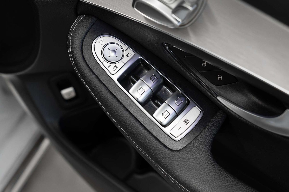 2020 Mercedes-Benz C-Class C200 W205