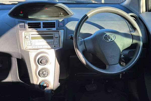 2010 Toyota Yaris YR NCP90R