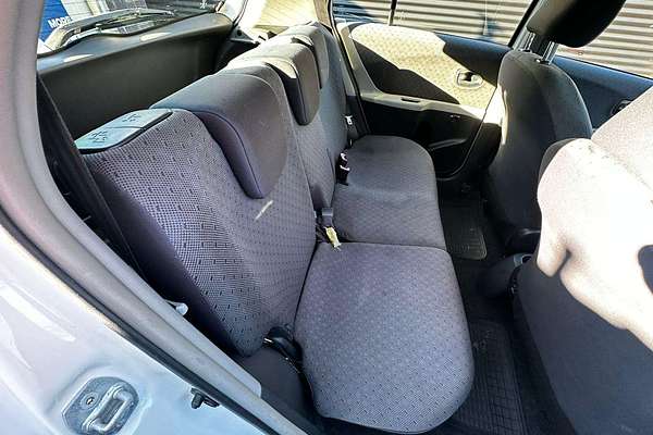 2010 Toyota Yaris YR NCP90R