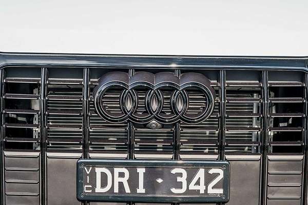 2025 Audi Q3 35 TFSI S line edition F3