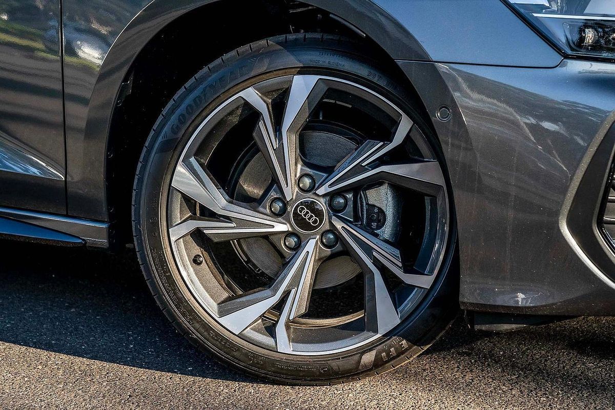 2025 Audi A3 35 TFSI S line GY