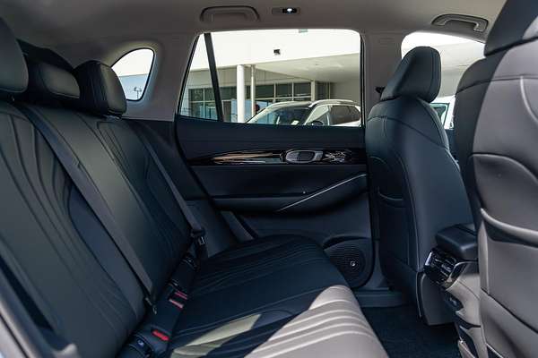 2025 Geely Starray EM-i Complete P145