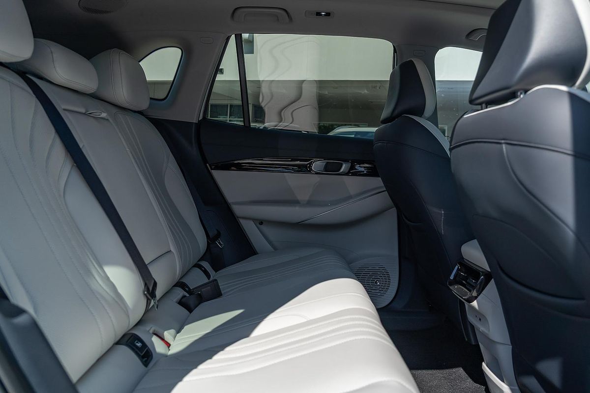 2025 Geely Starray EM-i Inspire P145