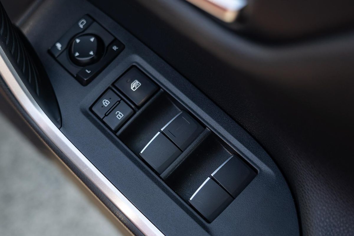 2020 Toyota RAV4 Cruiser MXAA52R