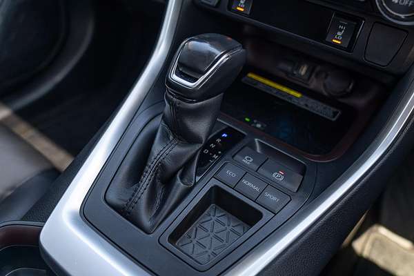 2020 Toyota RAV4 Cruiser MXAA52R