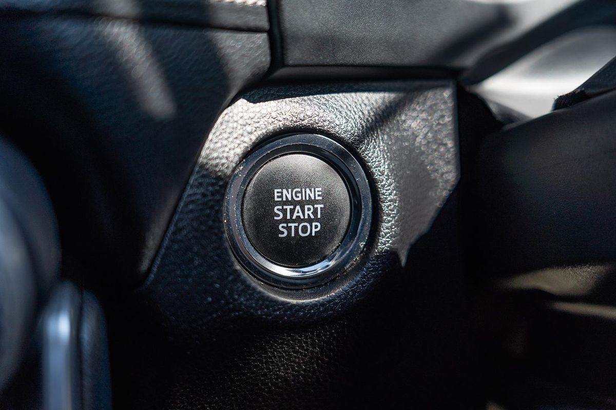 2020 Toyota RAV4 Cruiser MXAA52R