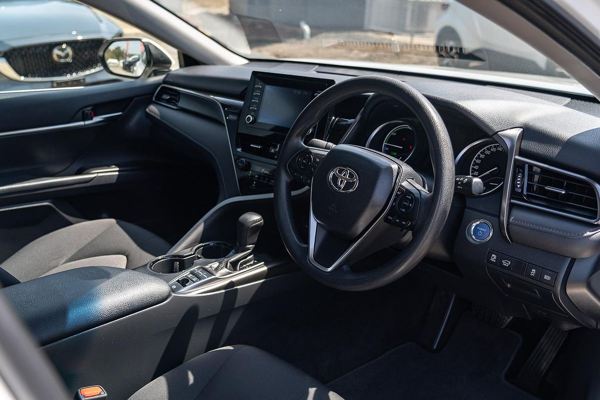 2024 Toyota Camry Ascent AXVH70R