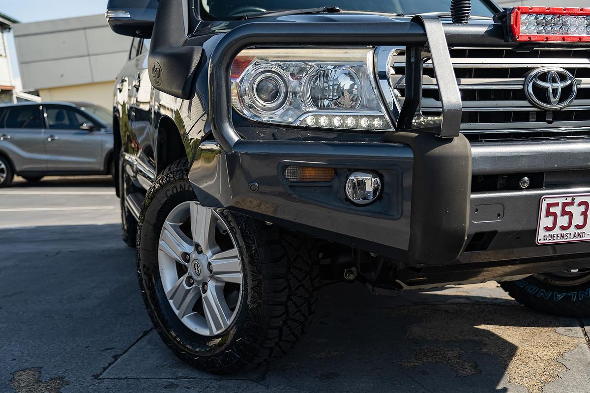 2014 Toyota Landcruiser Sahara VDJ200R