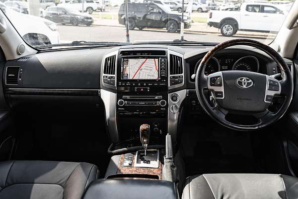 2014 Toyota Landcruiser Sahara VDJ200R