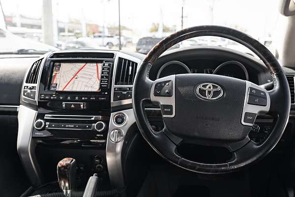 2014 Toyota Landcruiser Sahara VDJ200R
