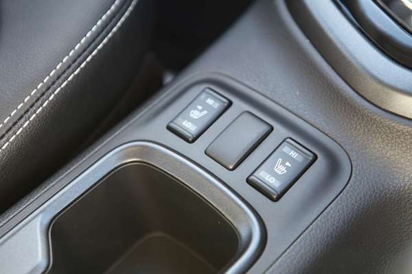 2025 Nissan Navara PRO-4X Warrior D23 4X4