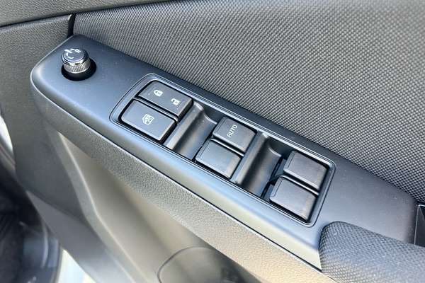 2025 Isuzu MU-X LS-M