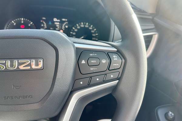 2025 Isuzu MU-X LS-M