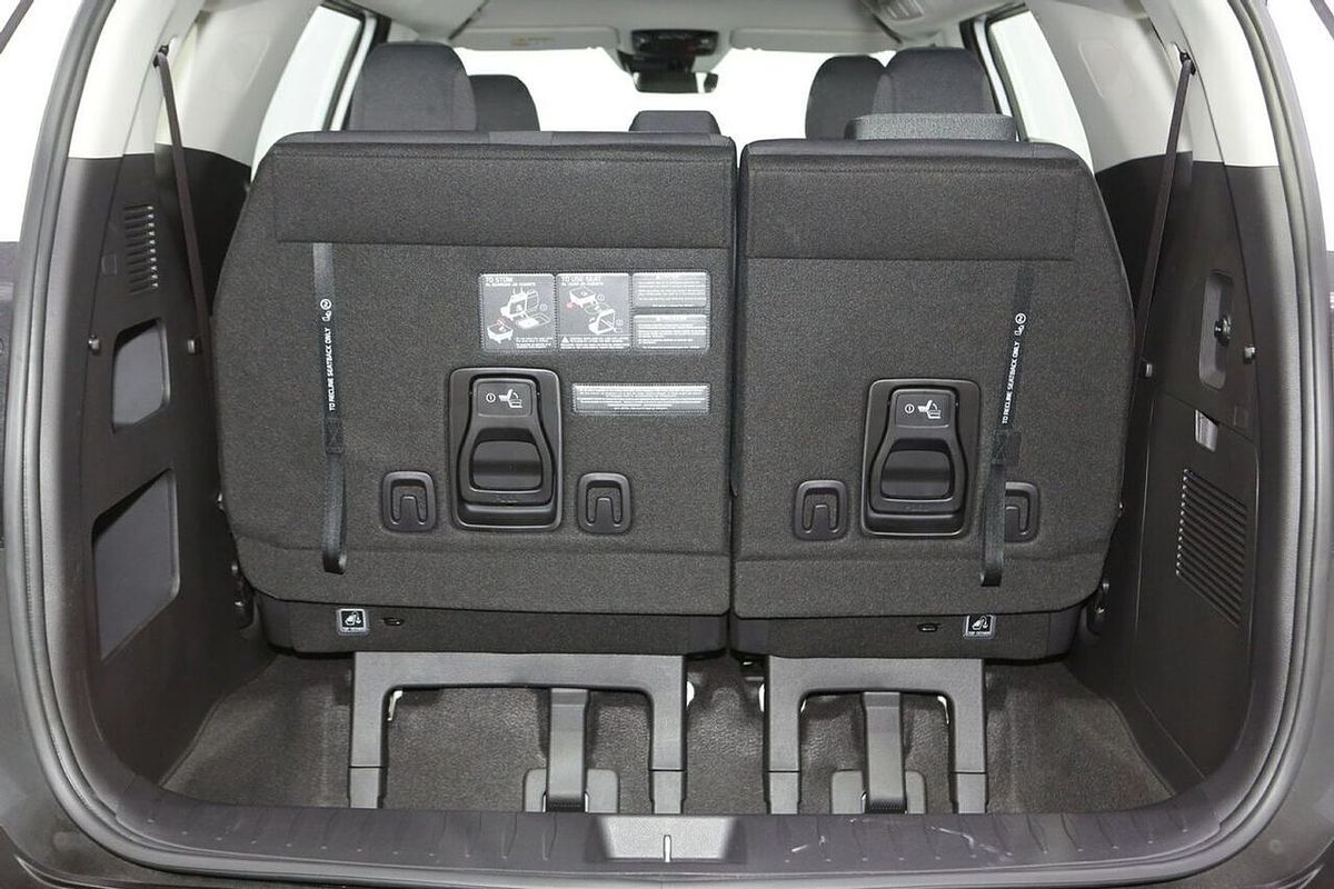 2024 Kia Carnival S KA4