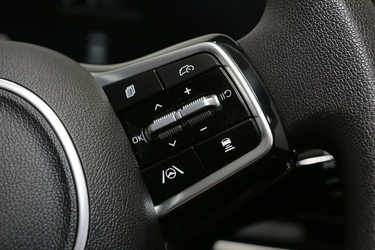 2024 Kia Carnival S KA4
