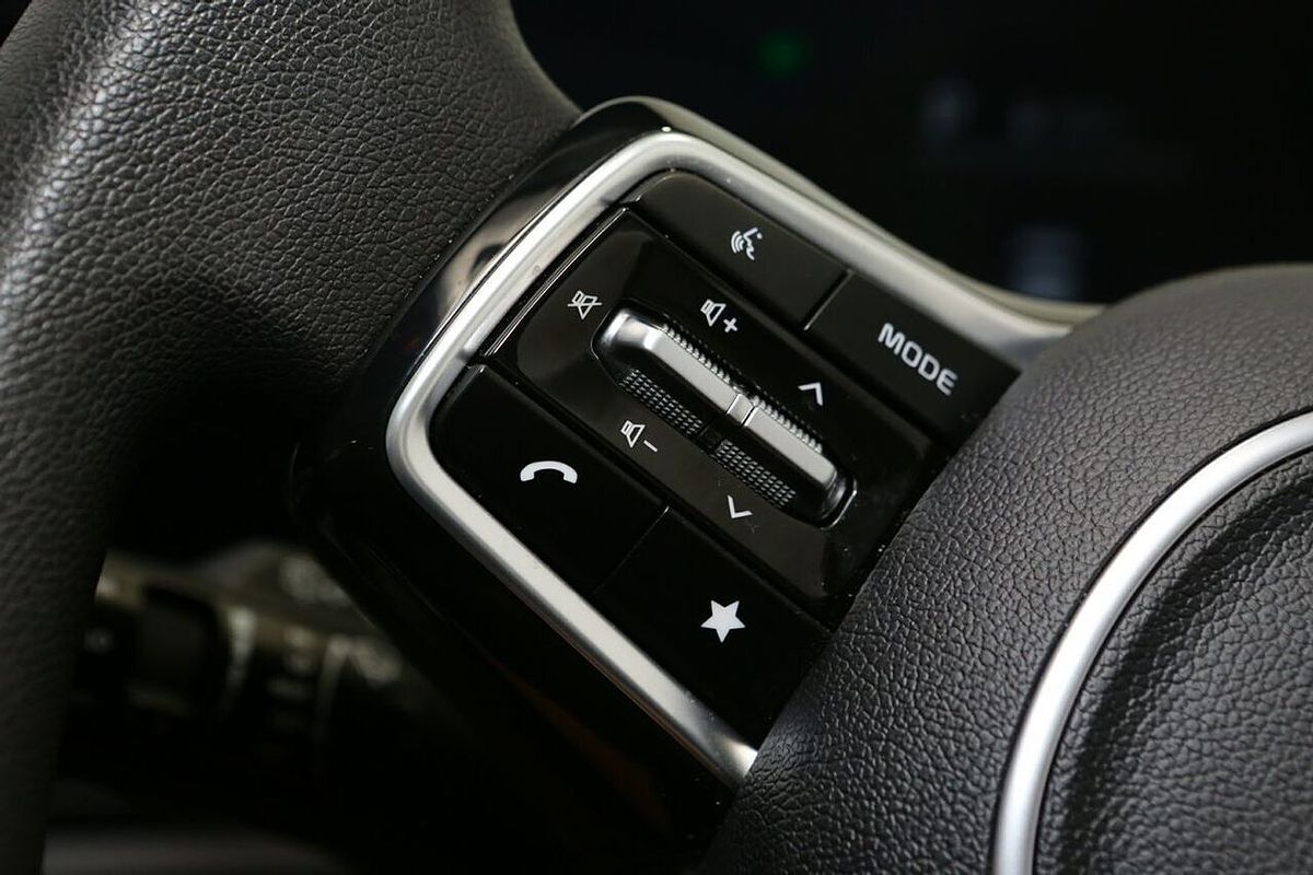 2024 Kia Carnival S KA4