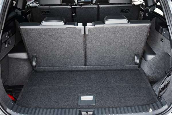 2025 Volkswagen Tayron 195TSI R-Line R4