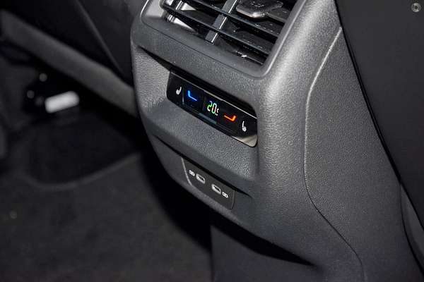 2025 Volkswagen Tayron 195TSI R-Line R4