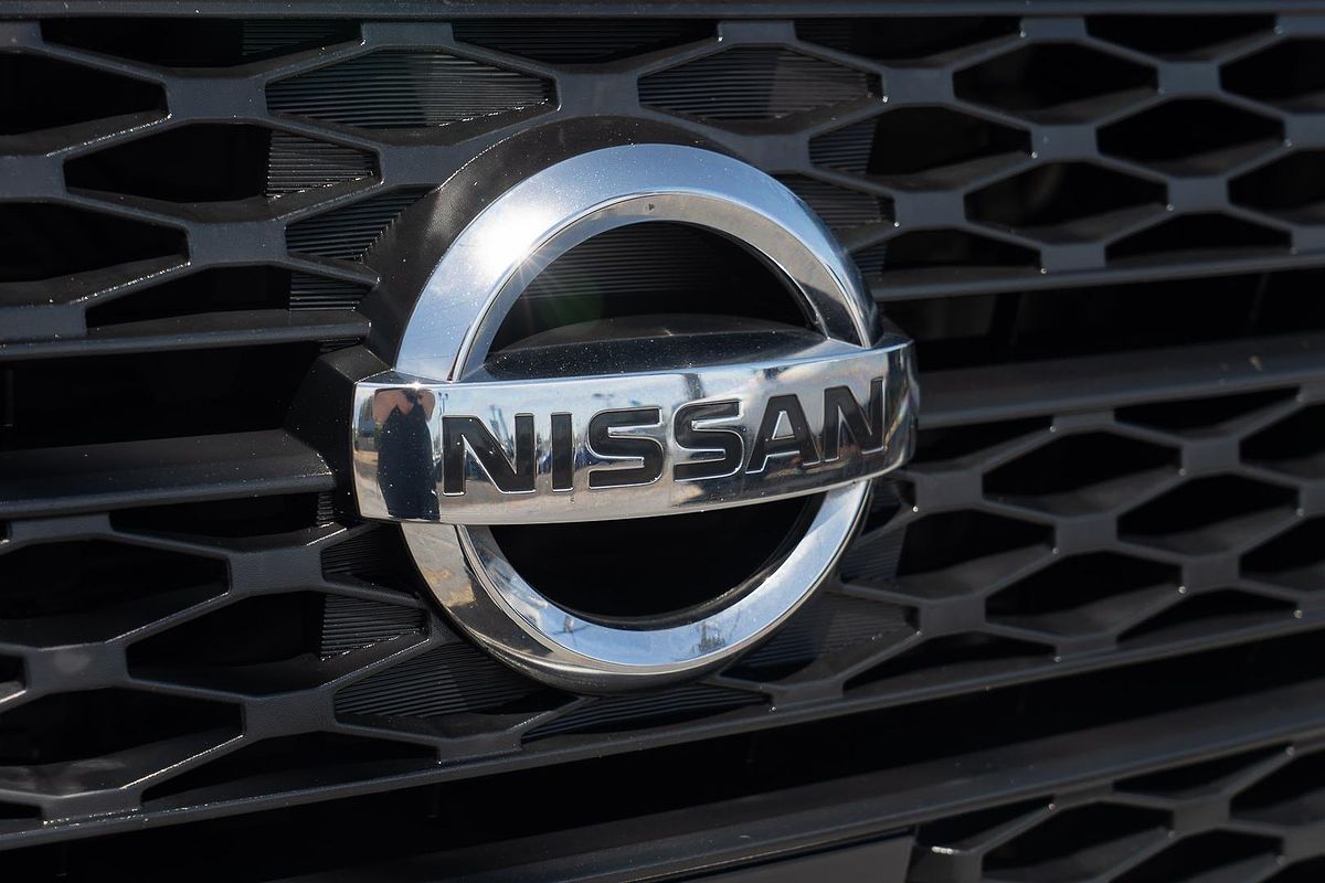 2022 Nissan Navara SL D23 Rear Wheel Drive