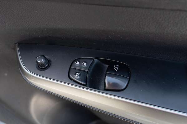 2022 Nissan Navara SL D23 Rear Wheel Drive