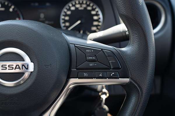 2022 Nissan Navara SL D23 Rear Wheel Drive