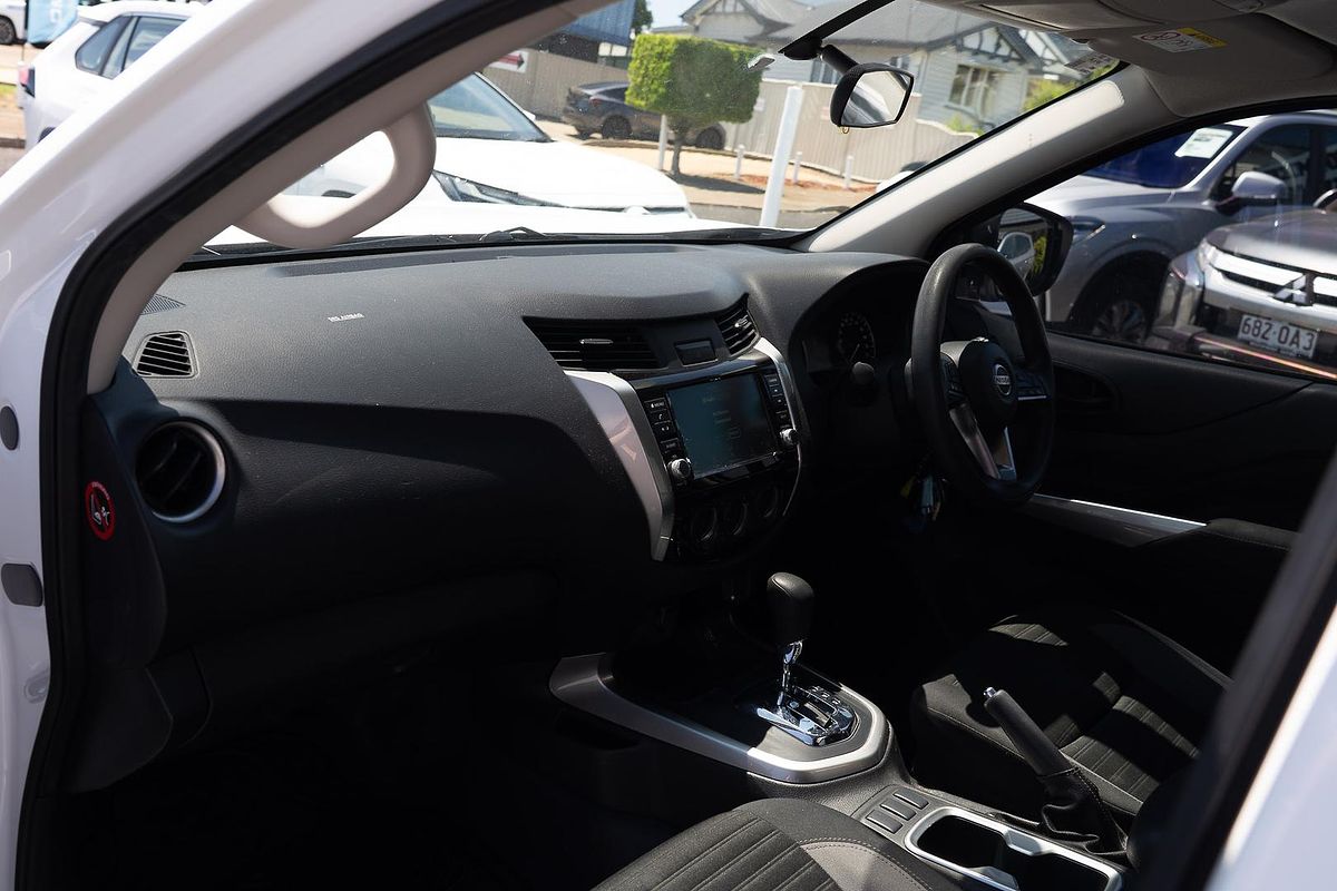 2022 Nissan Navara SL D23 Rear Wheel Drive