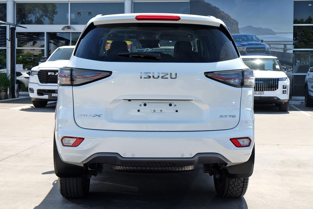 2023 Isuzu MU-X LS-T