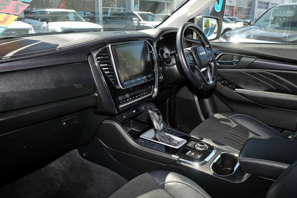 2023 Isuzu MU-X LS-T